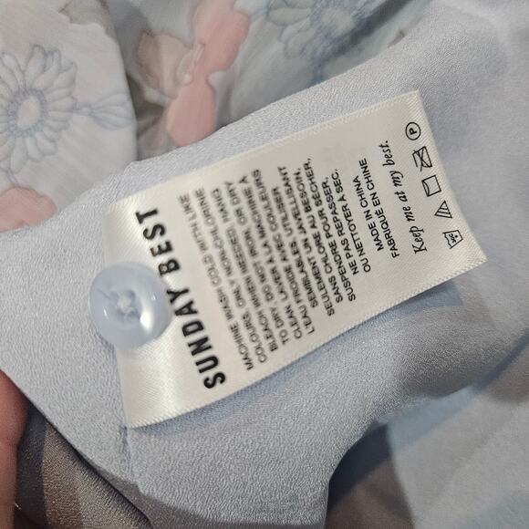 Aritizia Sunday Best Lillian Floral Dress Size Small - Picture 6 of 9